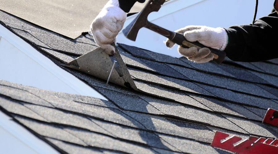 Professional residential roofers in Churdan, IA